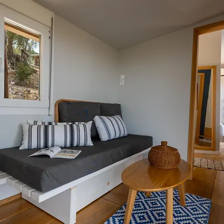 Holiday home Corto Apolpaina